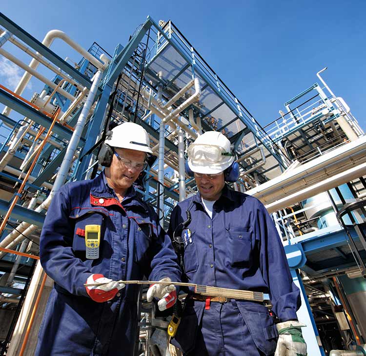 Petroleum Engineering for Non-Specialists