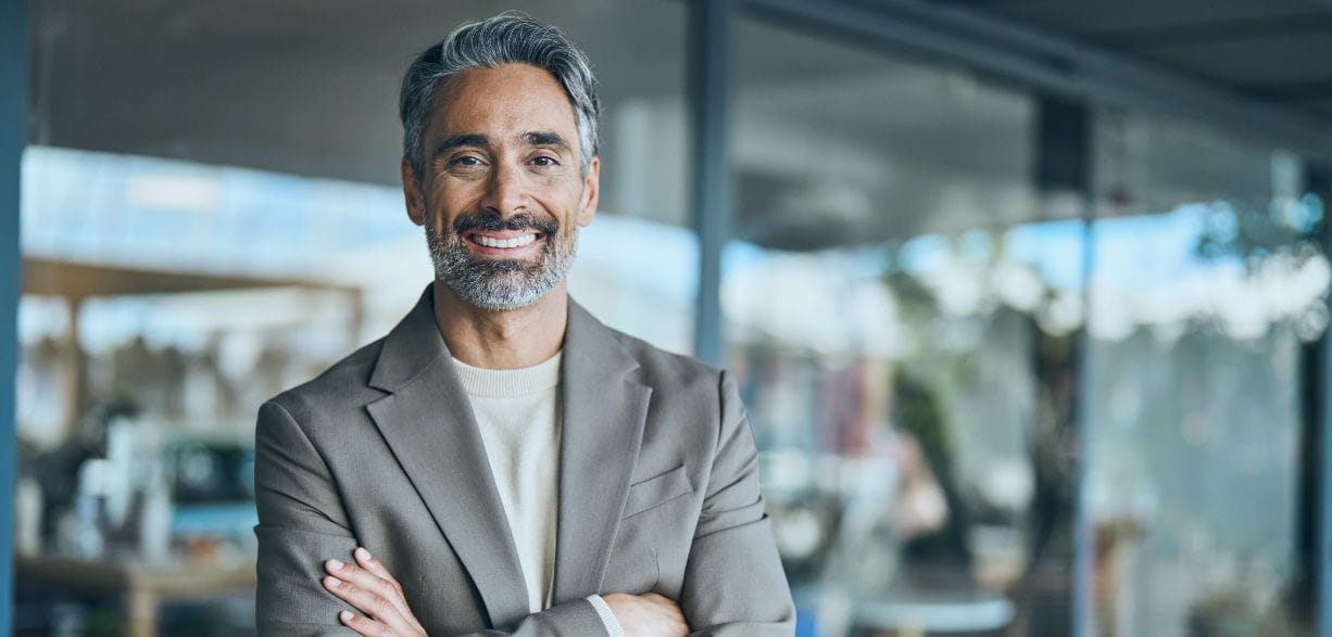 How to Become a Manager? Qualifications, Skills, Courses